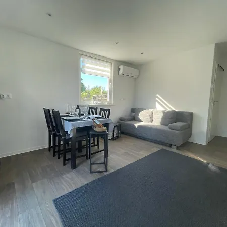 Seekoje Am Neustaedter Apartmán *